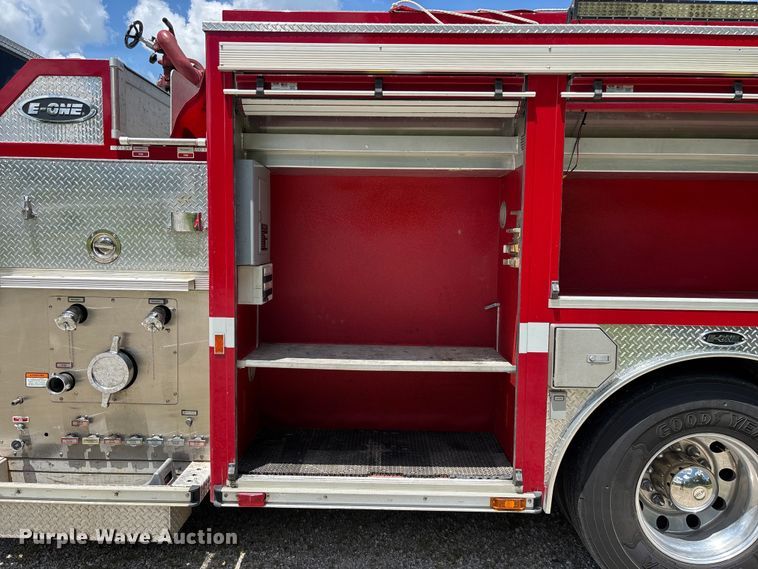 image for item EO4378 2003 E-One Fire Truck fire truck
