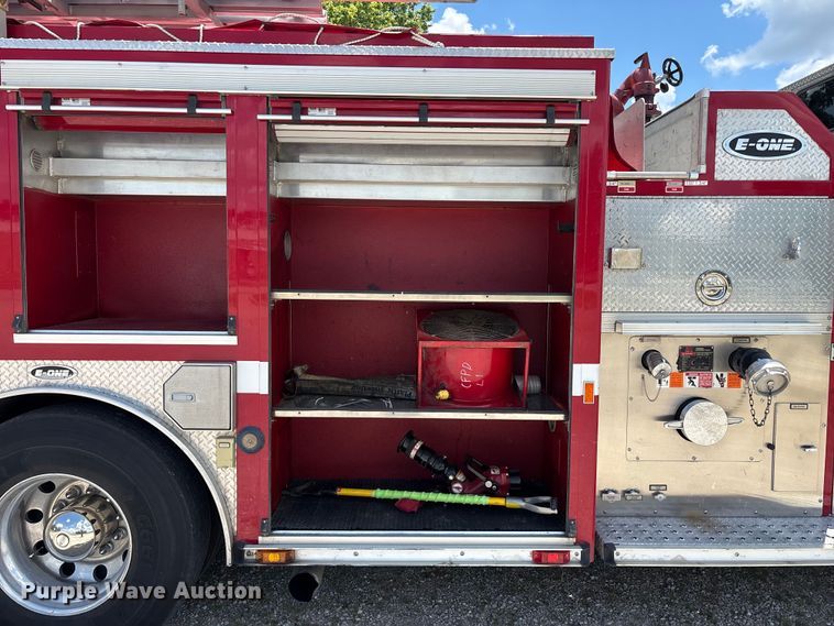 image for item EO4378 2003 E-One Fire Truck fire truck