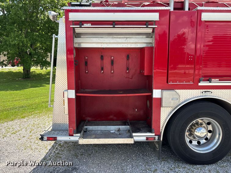 image for item EO4378 2003 E-One Fire Truck fire truck