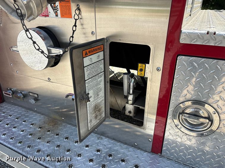 image for item EO4378 2003 E-One Fire Truck fire truck