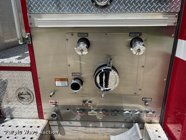 image for item EO4378 2003 E-One Fire Truck fire truck
