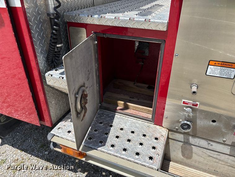image for item EO4378 2003 E-One Fire Truck fire truck