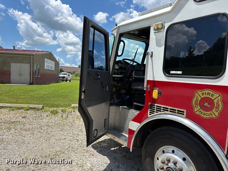image for item EO4378 2003 E-One Fire Truck fire truck