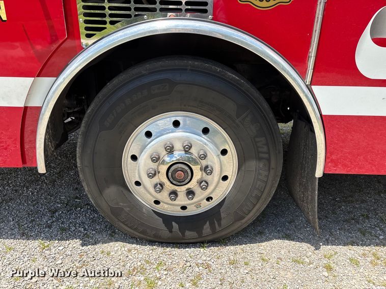 image for item EO4378 2003 E-One Fire Truck fire truck