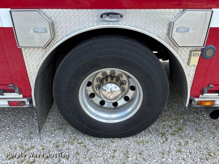 image for item EO4378 2003 E-One Fire Truck fire truck