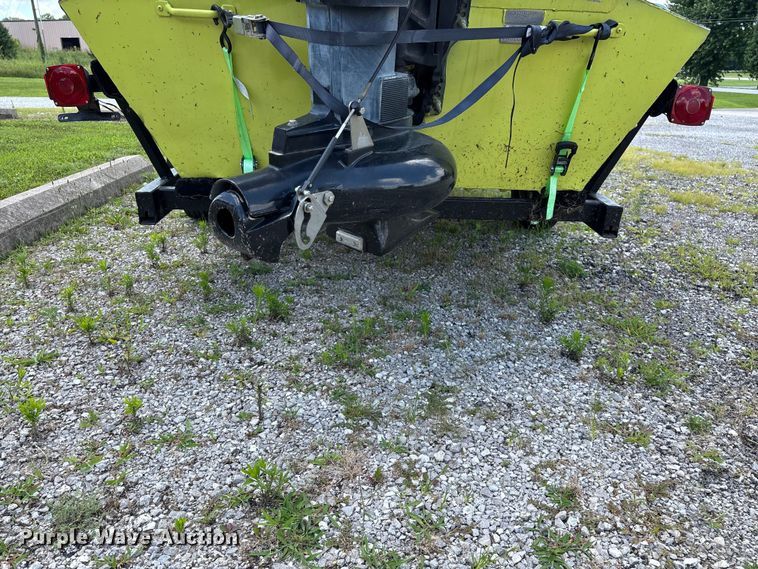image for item EO4379 1999 Blazer boat