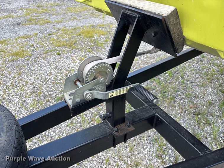 image for item EO4379 1999 Blazer boat