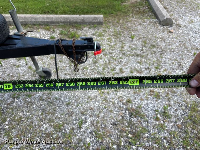 image for item EO4379 1999 Blazer boat