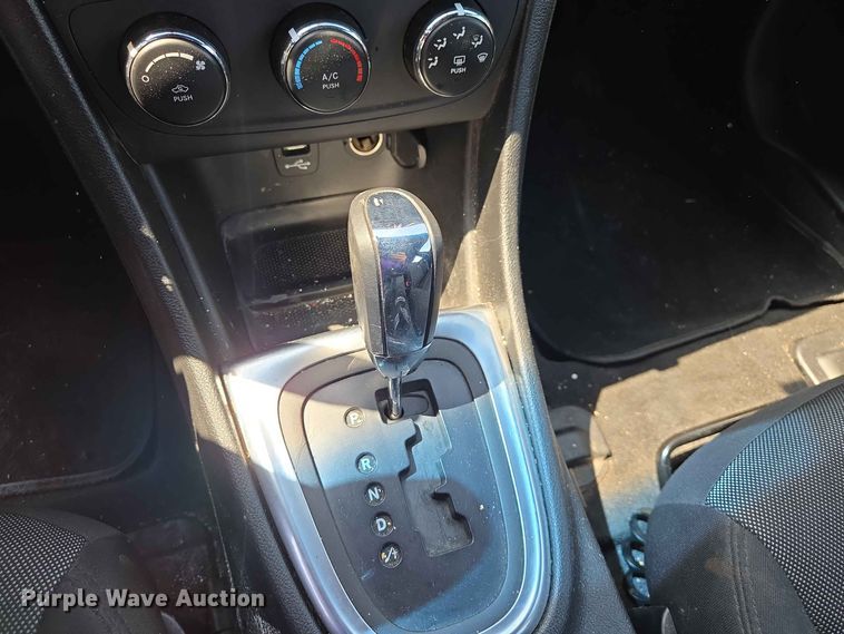 image for item ER1758 2013 Dodge Avenger 