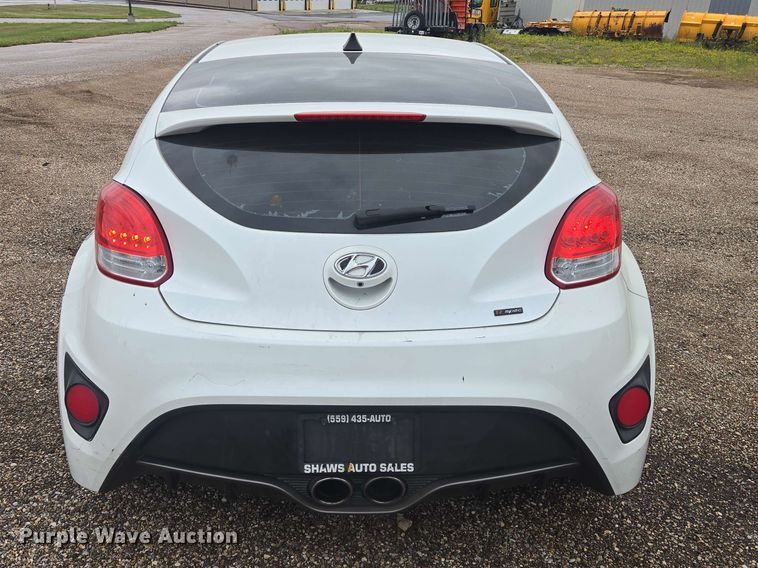 image for item ER1762 2016 Hyundai Veloster 