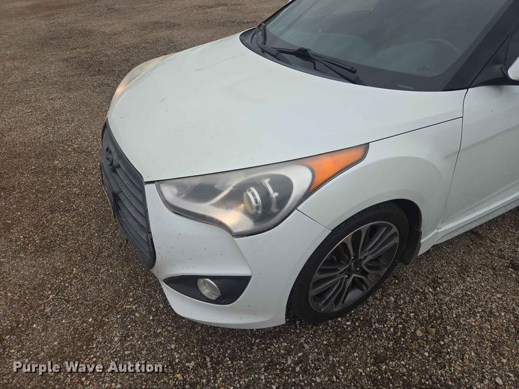 image for item ER1762 2016 Hyundai Veloster 