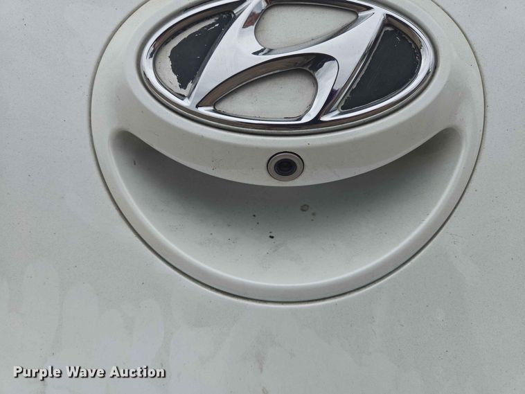 image for item ER1762 2016 Hyundai Veloster 