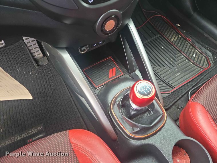 image for item ER1762 2016 Hyundai Veloster 