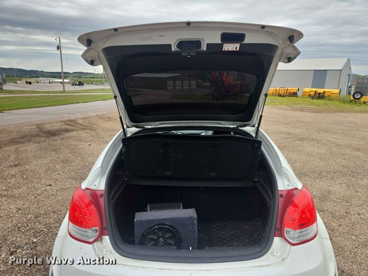 image for item ER1762 2016 Hyundai Veloster 