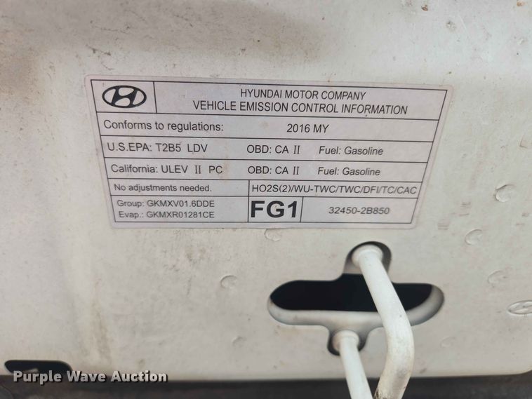 image for item ER1762 2016 Hyundai Veloster 