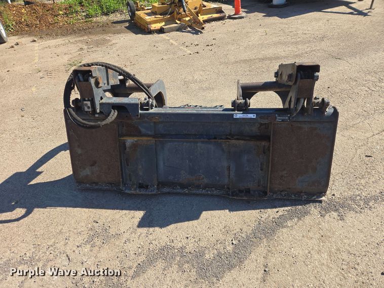 image for item ER1766 Bobcat 78 IND GRPL FORK skid steer grapple bucket