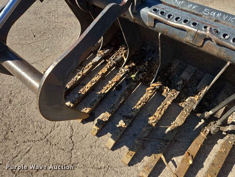 image for item ER1766 Bobcat 78 IND GRPL FORK skid steer grapple bucket