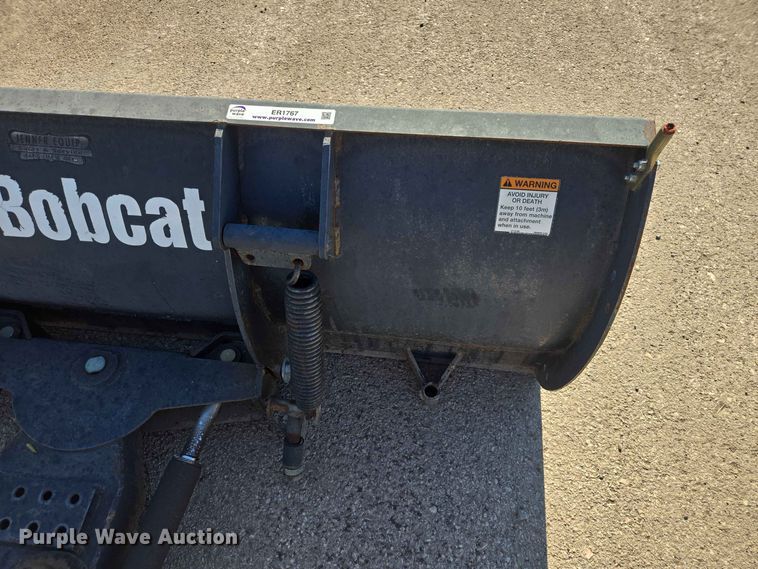 image for item ER1767 2010 Bobcat 72 Snow Blade skid steer snow plow