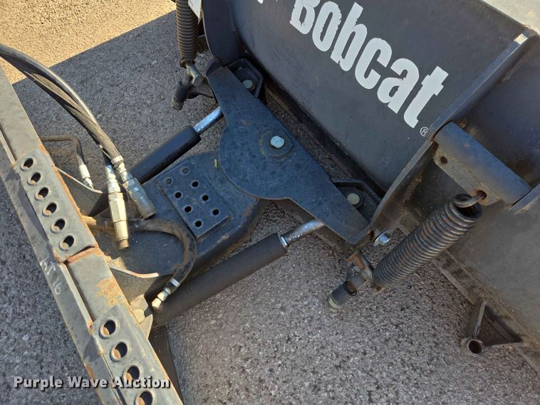 image for item ER1767 2010 Bobcat 72 Snow Blade skid steer snow plow