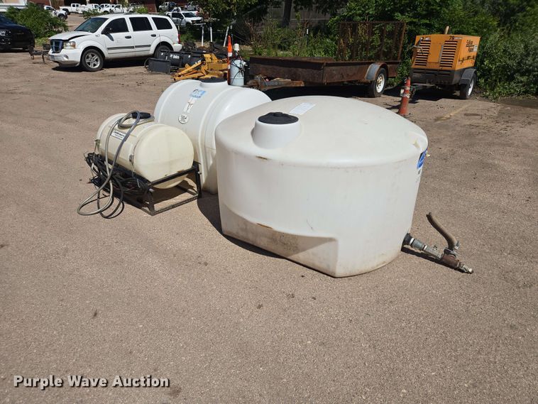 image for item ER1770 (3) poly tanks