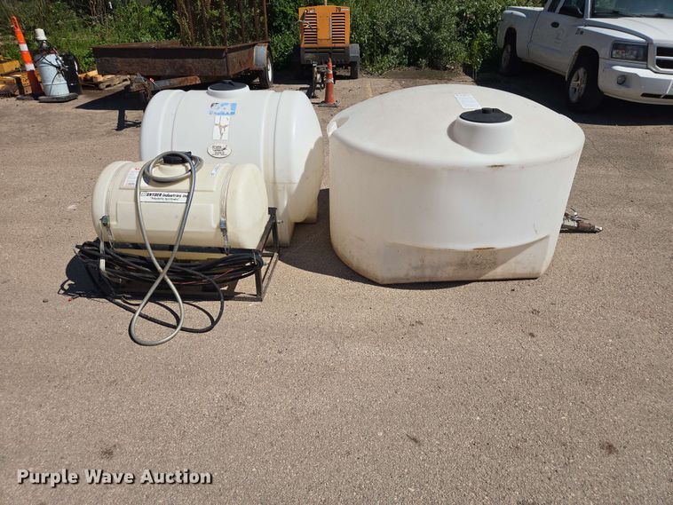 image for item ER1770 (3) poly tanks