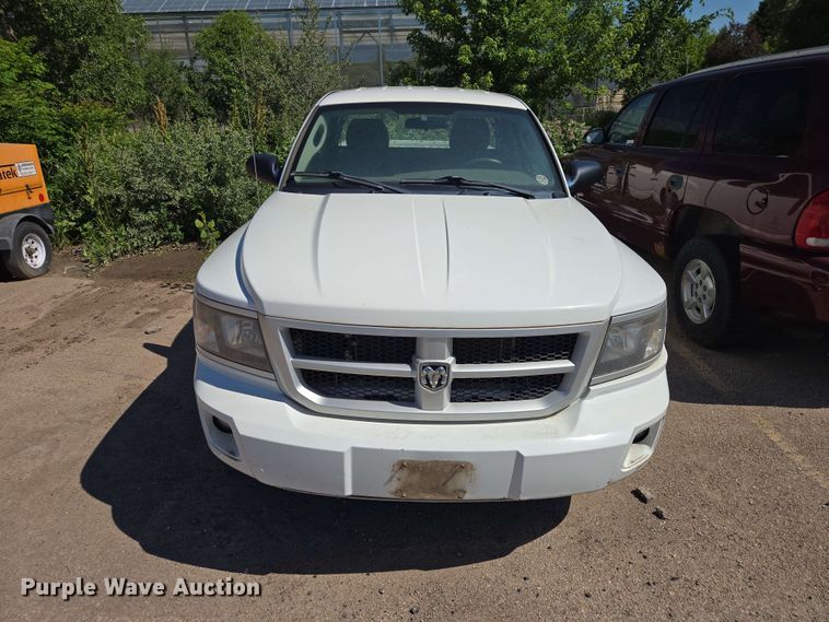 image for item ER1771 2011 Dodge Dakota Ext. Cab pickup truck