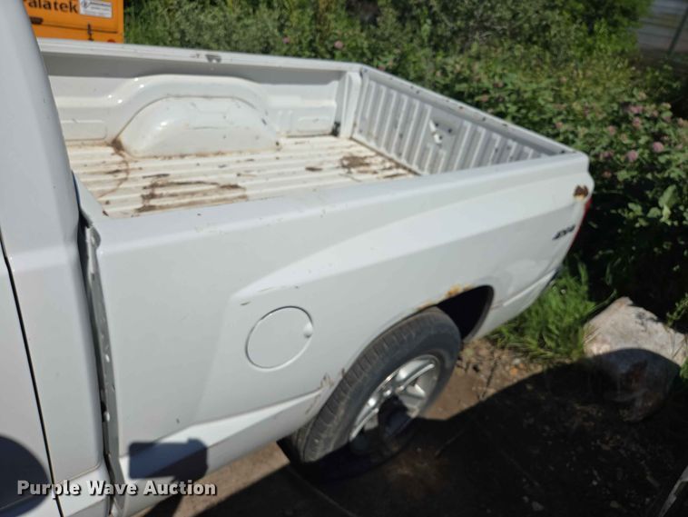 image for item ER1771 2011 Dodge Dakota Ext. Cab pickup truck
