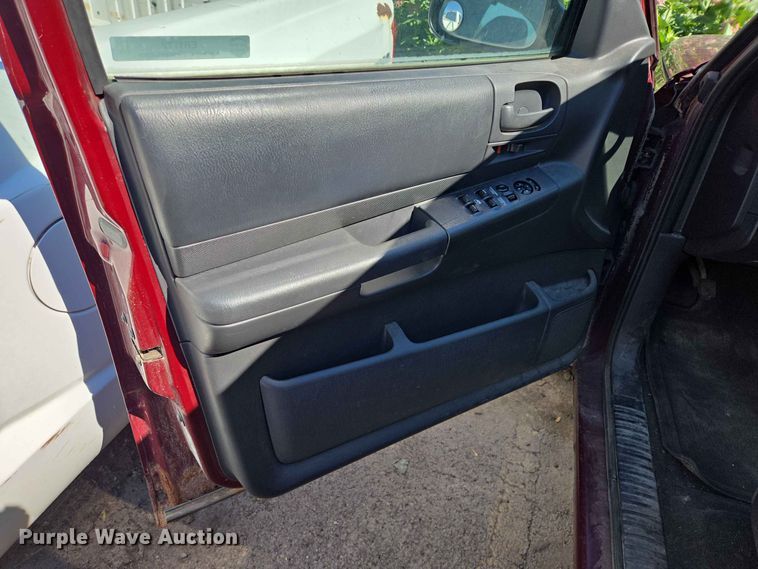 image for item ER1772 2002 Dodge Durango SUV
