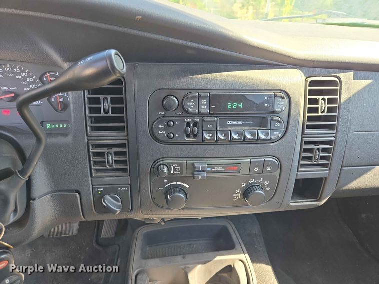 image for item ER1772 2002 Dodge Durango SUV