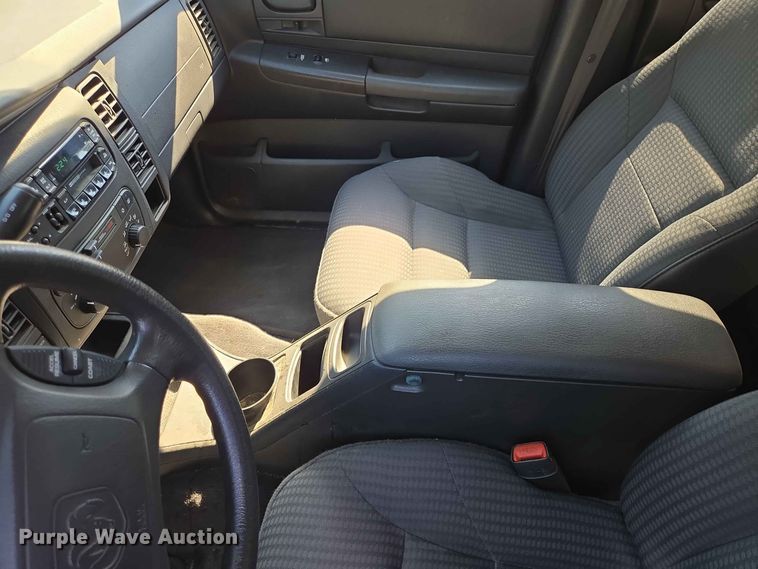 image for item ER1772 2002 Dodge Durango SUV