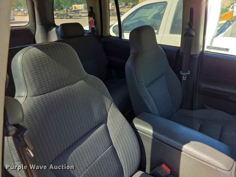 image for item ER1772 2002 Dodge Durango SUV