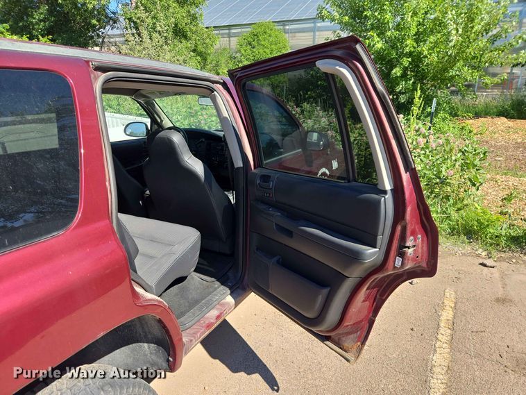 image for item ER1772 2002 Dodge Durango SUV