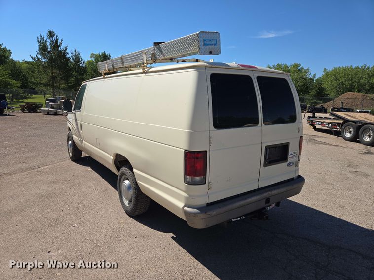 image for item ER1773 1995 Ford E250 van