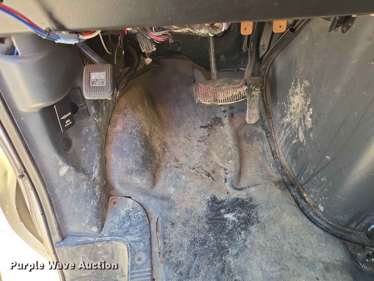 image for item ER1773 1995 Ford E250 van
