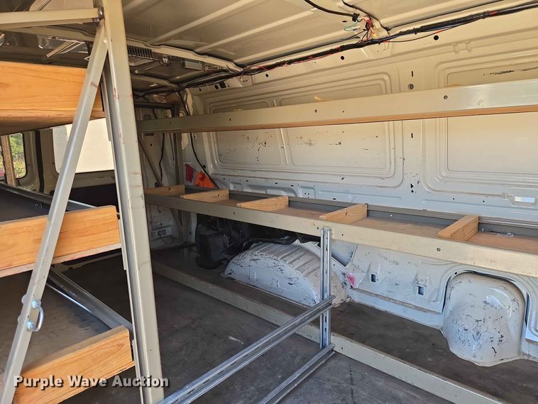 image for item ER1773 1995 Ford E250 van