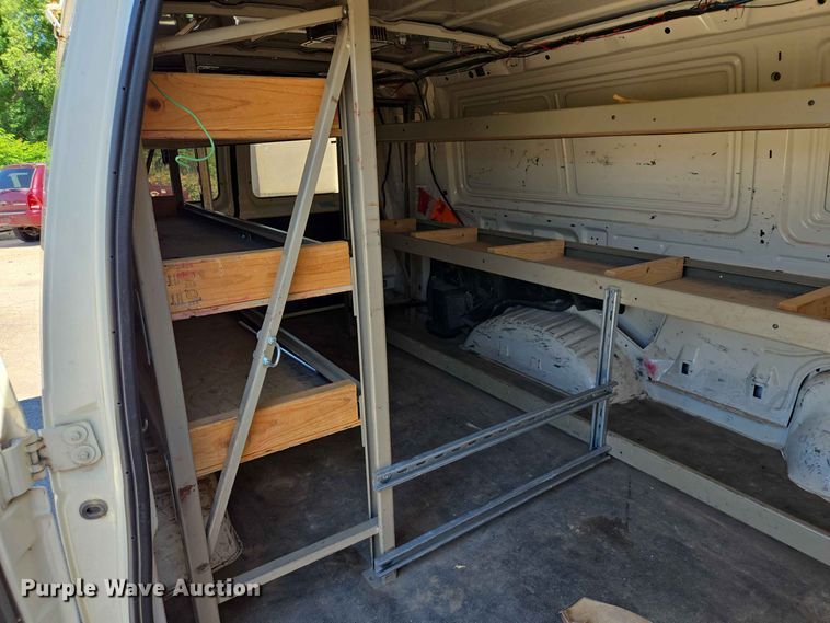 image for item ER1773 1995 Ford E250 van