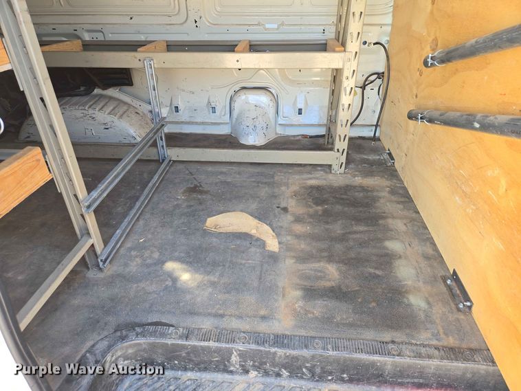image for item ER1773 1995 Ford E250 van