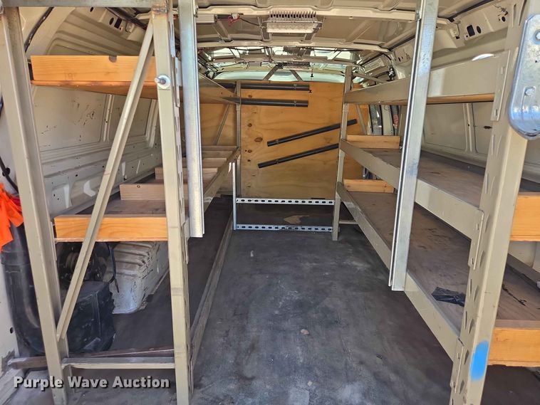 image for item ER1773 1995 Ford E250 van