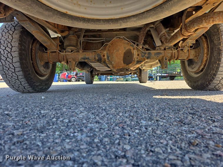 image for item ER1773 1995 Ford E250 van