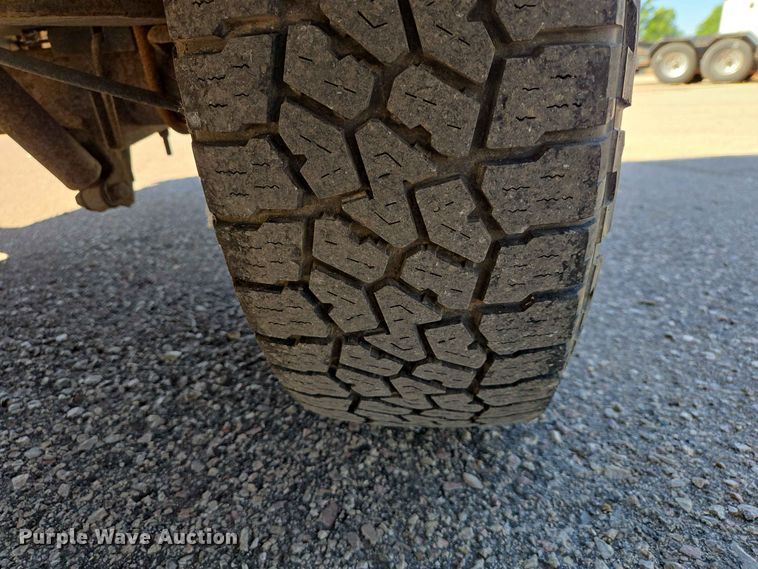 image for item ER1773 1995 Ford E250 van