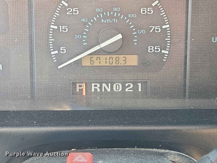 image for item ER1773 1995 Ford E250 van