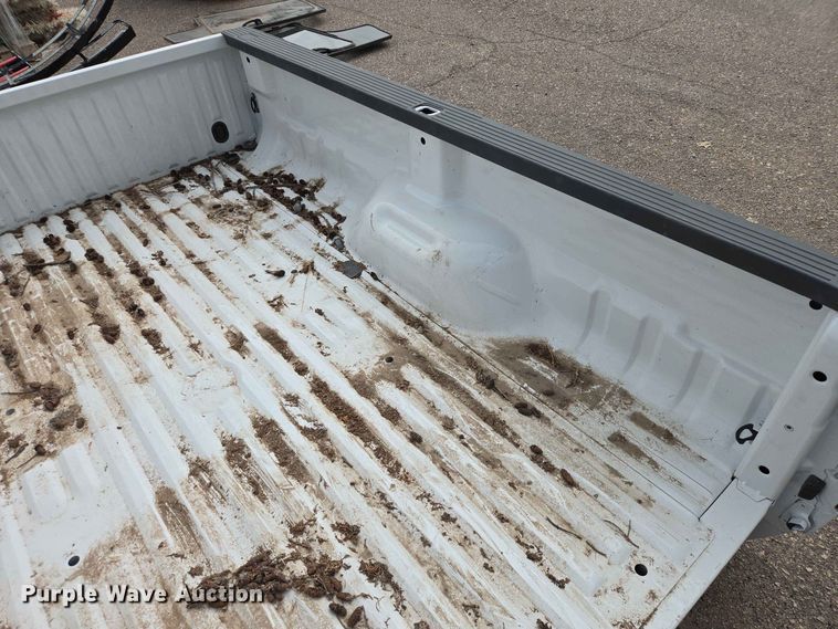 image for item ER1774 Pickup truck bed