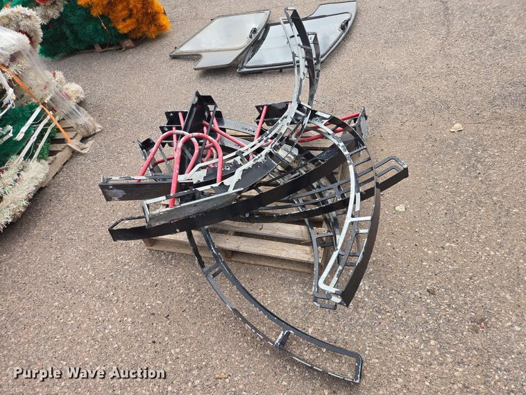 image for item ER1776 (8) Bike Arc bikes rakes