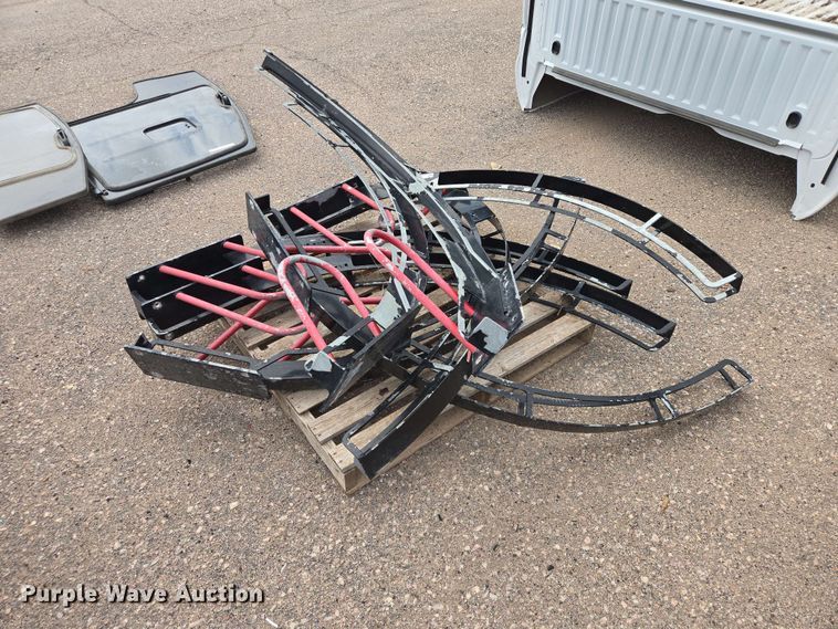 image for item ER1776 (8) Bike Arc bikes rakes