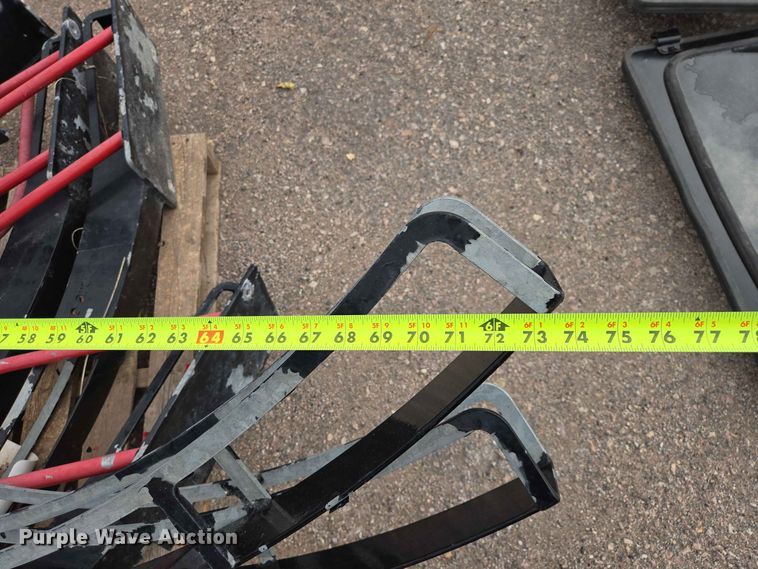 image for item ER1776 (8) Bike Arc bikes rakes