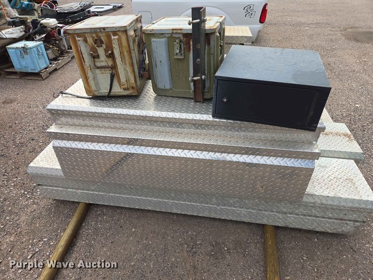 image for item ER1777 Toolboxes