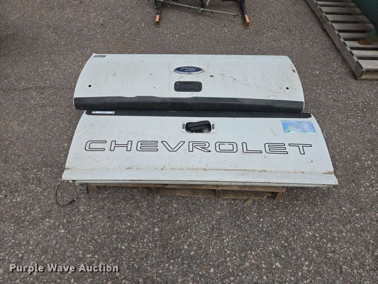 image for item ER1780 4 pickup tailgates