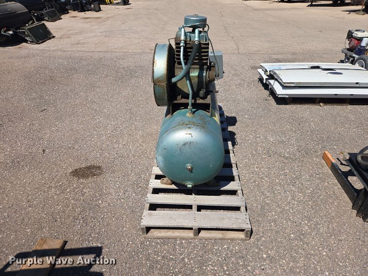 image for item ER1781 Speedaire 3Z495 air compressor