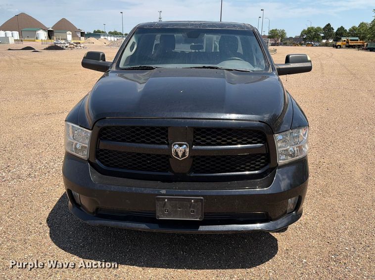 image for item ER1823 2018 RAM 1500 Ext. Cab pickup truck