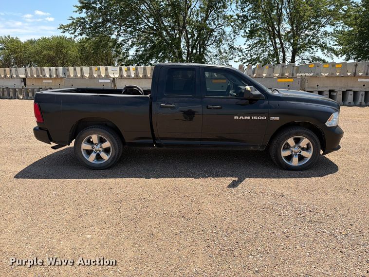 image for item ER1823 2018 RAM 1500 Ext. Cab pickup truck